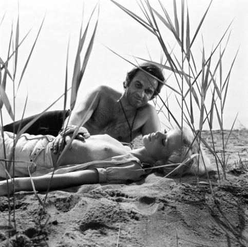 30 γυμνές φωτογραφίες της Finos Films που δεν έχεις ξανά δει