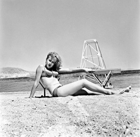 30 γυμνές φωτογραφίες της Finos Films που δεν έχεις ξανά δει