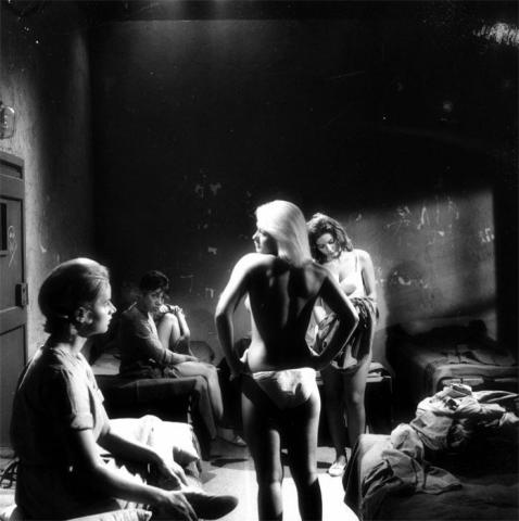 30 γυμνές φωτογραφίες της Finos Films που δεν έχεις ξανά δει