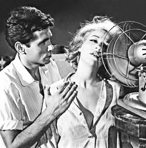 30 γυμνές φωτογραφίες της Finos Films που δεν έχεις ξανά δει