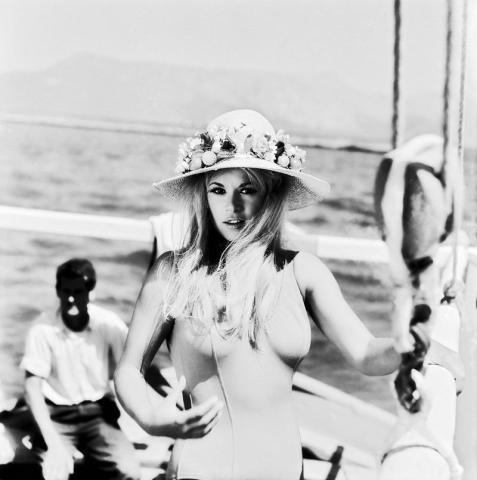 30 γυμνές φωτογραφίες της Finos Films που δεν έχεις ξανά δει