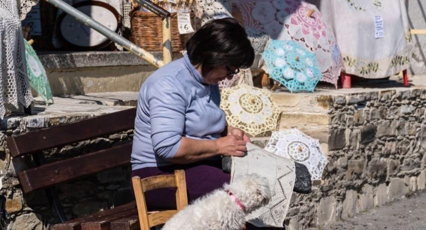 Το Λευκαρίτικο κέντημα