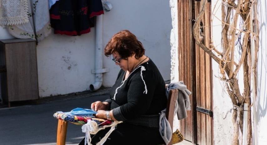 Το Λευκαρίτικο κέντημα