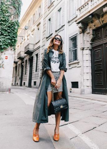 Φόρεσε το logo trend και γίνε μια από τις top fashionistas Φόρεσε το logo trend και γίνε μια από τις top fashionistas