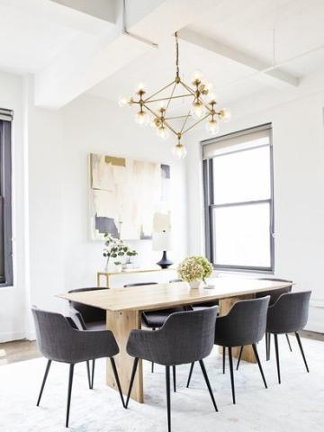 Η Karlie Kloss έχει το γραφείο που όλες θέλουμε  Η Karlie Kloss έχει το γραφείο που όλες θέλουμε