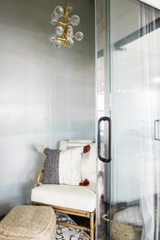 Η Karlie Kloss έχει το γραφείο που όλες θέλουμε  Η Karlie Kloss έχει το γραφείο που όλες θέλουμε