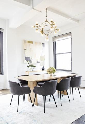 Η Karlie Kloss έχει το γραφείο που όλες θέλουμε  Η Karlie Kloss έχει το γραφείο που όλες θέλουμε