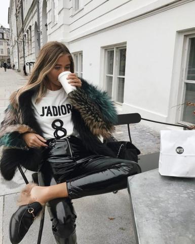 4 κανόνες που οι καλοντυμένες γυναίκες ακολουθούν πιστά