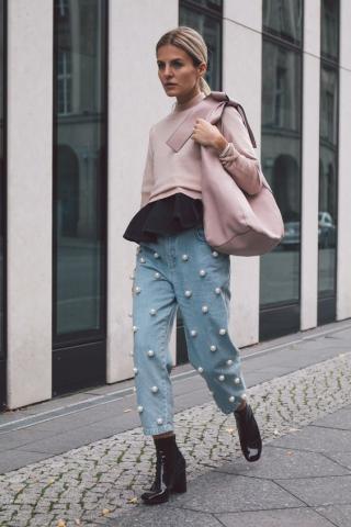 Πέρλες: Το νέο trend σε ρούχα και αξεσουάρ Πέρλες: Το νέο trend σε ρούχα και αξεσουάρ