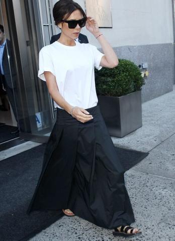 Victoria Beckham: Μόνο εμείς βλέπουμε μια επικίνδυνα αδυνατισμένη γυναίκα; 