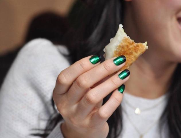 Go green: Βερνίκια νυχιών στις αποχρώσεις του πράσινου