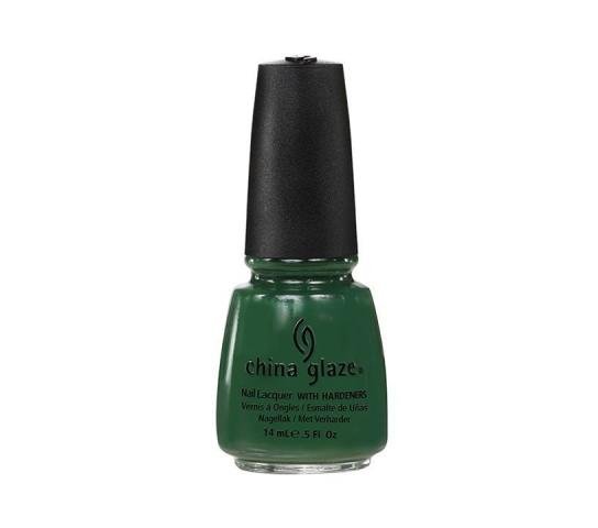 Go green: Βερνίκια νυχιών στις αποχρώσεις του πράσινου