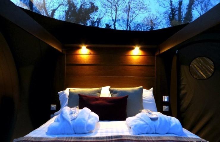 Sleeping in a bubble: Τα δωμάτια-φούσκες θα μας αδειάσουν τον κουμπαρά Sleeping in a bubble: Τα δωμάτια-φούσκες θα μας αδειάσουν τον κουμπαρά