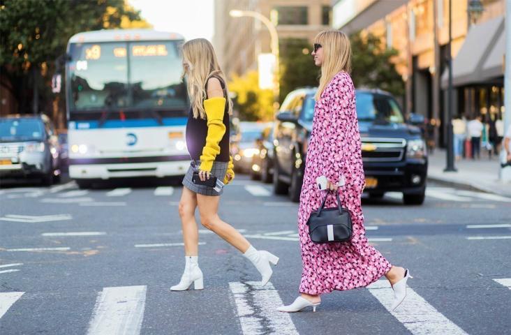 Η τάση στα παπούτσια που κατέκλυσε τις street εμφανίσεις της Νέας Υόρκης Η τάση στα παπούτσια που κατέκλυσε τις street εμφανίσεις της Νέας Υόρκης