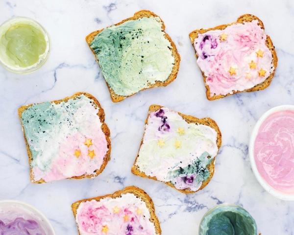 Mermaid Toast: Η νέα τάση που έχει κατακλύσει το Instagram