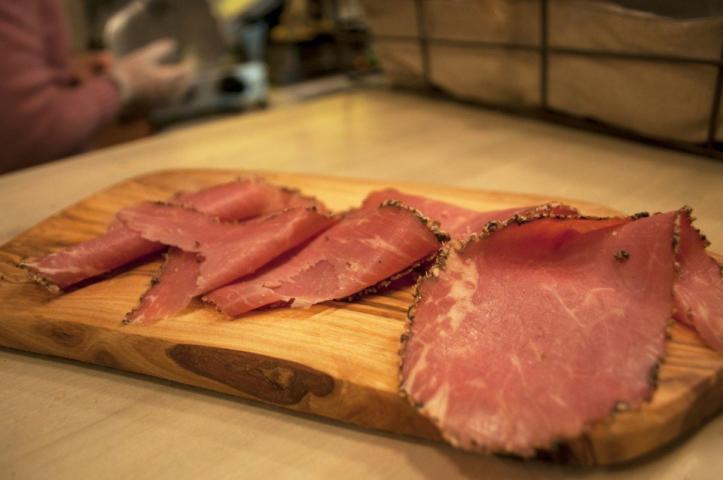 Το Duck Soup στη στοά Πεσματζόγλου είναι η μυστική γωνιά που πρέπει να ξέρεις