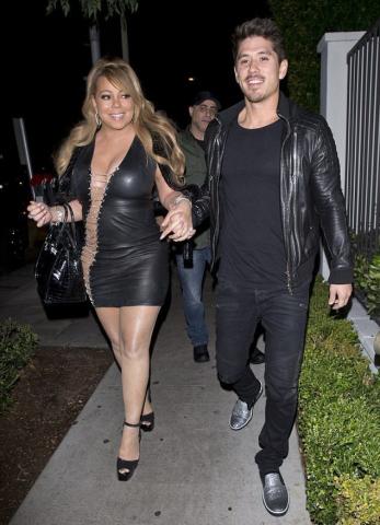 Mariah Carey, αλήθεια ντύθηκες έτσι; Γιατί; 