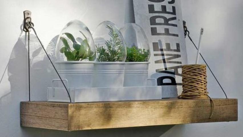 Έτσι θα είναι πιο όμορφα τα ράφια του σπιτιού σας