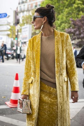 Κάτι μας έμαθε το street style του Παρισιού Κάτι μας έμαθε το street style του Παρισιού