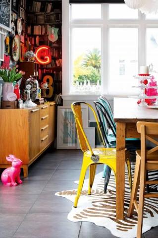 Η νέα μόδα θέλει χρώμα στην τραπεζαρία Η νέα μόδα θέλει χρώμα στην τραπεζαρία