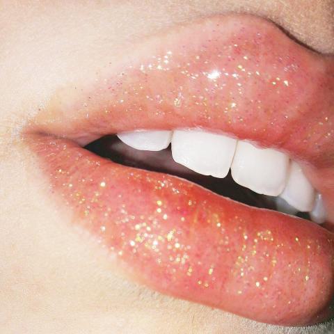 Τα πιο hot χρώματα της σεζόν για τα χείλη σου μόνο