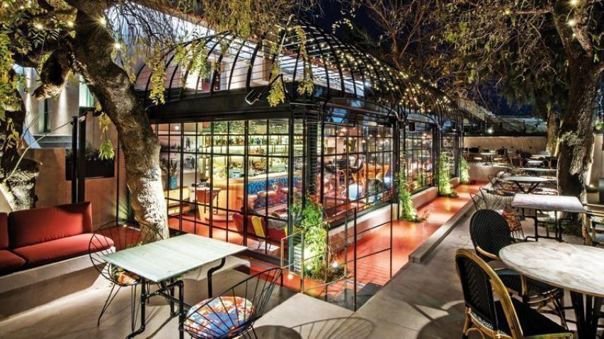 Artisanal: Ένα από τα πιο δημοφιλή μέρη στην Κηφισιά Artisanal: Ένα από τα πιο δημοφιλή μέρη στην Κηφισιά