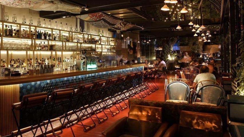 Artisanal: Ένα από τα πιο δημοφιλή μέρη στην Κηφισιά Artisanal: Ένα από τα πιο δημοφιλή μέρη στην Κηφισιά