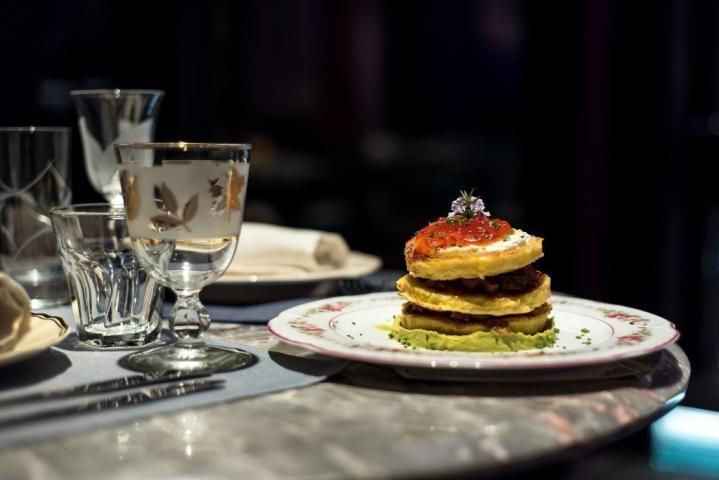 Artisanal: Ένα από τα πιο δημοφιλή μέρη στην Κηφισιά Artisanal: Ένα από τα πιο δημοφιλή μέρη στην Κηφισιά