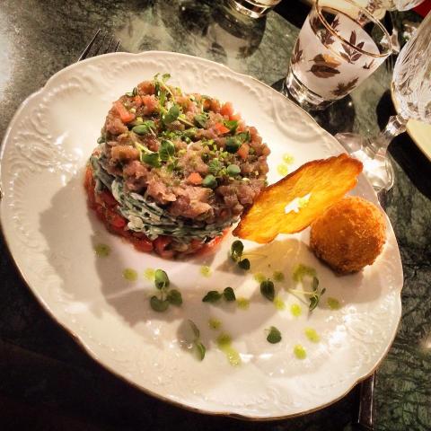 Artisanal: Ένα από τα πιο δημοφιλή μέρη στην Κηφισιά Artisanal: Ένα από τα πιο δημοφιλή μέρη στην Κηφισιά