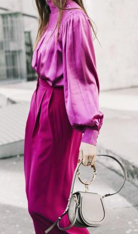 Μικρά μυστικά για να λανσάρεις ένα μονόχρωμο σύνολο σαν σωστό fashion girl