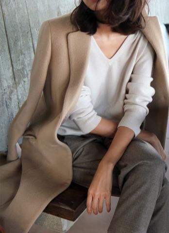 Μικρά μυστικά για να λανσάρεις ένα μονόχρωμο σύνολο σαν σωστό fashion girl