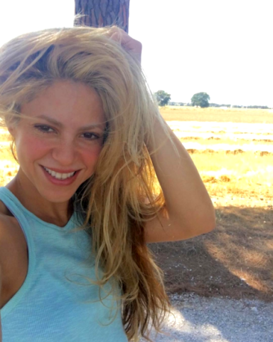 10 φορές που η Shakira εντυπωσίασε χωρίς ίχνος μακιγιάζ 10 φορές που η Shakira εντυπωσίασε χωρίς ίχνος μακιγιάζ
