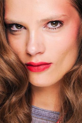 4 τρόποι για να κάνεις τα χείλη σου το επίκεντρο του μακιγιάζ