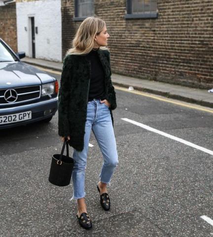 5 items που κάθε γυναίκα με καμπύλες πρέπει να έχει στη γκαρνταρόμπα της