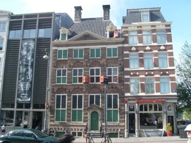 Υπάρχουν αρκετοί λόγοι για να επισκεφθούμε το Άμστερνταμ Υπάρχουν αρκετοί λόγοι για να επισκεφθούμε το Άμστερνταμ