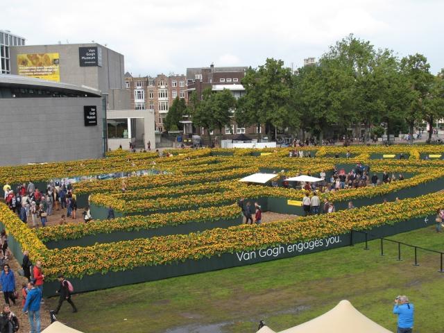 Υπάρχουν αρκετοί λόγοι για να επισκεφθούμε το Άμστερνταμ Υπάρχουν αρκετοί λόγοι για να επισκεφθούμε το Άμστερνταμ