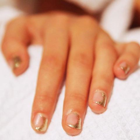 Τα πιο κομψά σχέδια για το μανικιούρ σου που θα σε κάνουν να ξανασκεφτείς το nail art Τα πιο κομψά σχέδια για το μανικιούρ σου που θα σε κάνουν να ξανασκεφτείς το nail art