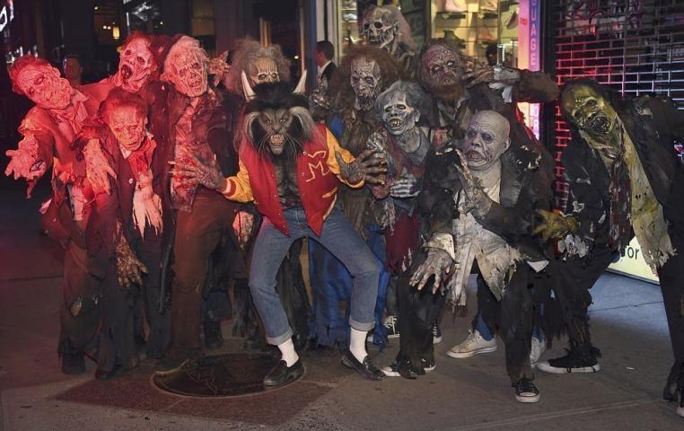 Η Heidi Klum ξέρει τι σημαίνει Halloween και μας αφήνει άφωνους