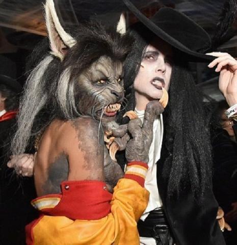 Η Heidi Klum ξέρει τι σημαίνει Halloween και μας αφήνει άφωνους