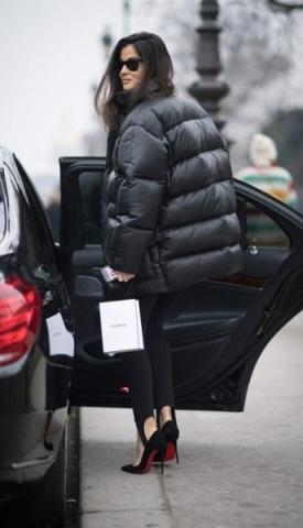 Τα puffer jackets επιστρέφουν δυναμικά και γίνονται το πιο ανατρεπτικό trend της σεζόν Τα puffer jackets επιστρέφουν δυναμικά και γίνονται το πιο ανατρεπτικό trend της σεζόν