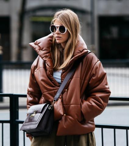 Τα puffer jackets επιστρέφουν δυναμικά και γίνονται το πιο ανατρεπτικό trend της σεζόν Τα puffer jackets επιστρέφουν δυναμικά και γίνονται το πιο ανατρεπτικό trend της σεζόν