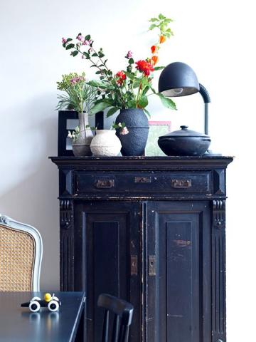 Δώσε ζωή στα παλιά σου έπιπλα με αυτό το απλό κόλπο Δώσε ζωή στα παλιά σου έπιπλα με αυτό το απλό κόλπο