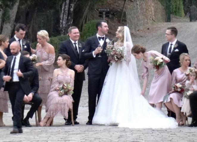 Πένθος στον ανδρικό πληθυσμό - Μόλις παντρεύτηκε η Kate Upton Πένθος στον ανδρικό πληθυσμό - Μόλις παντρεύτηκε η Kate Upton