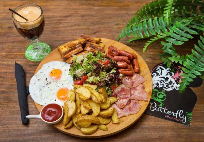 "Butterfly": Ψάχνοντας μία πεταλούδα στο Χαλάνδρι "Butterfly": Ψάχνοντας μία πεταλούδα στο Χαλάνδρι