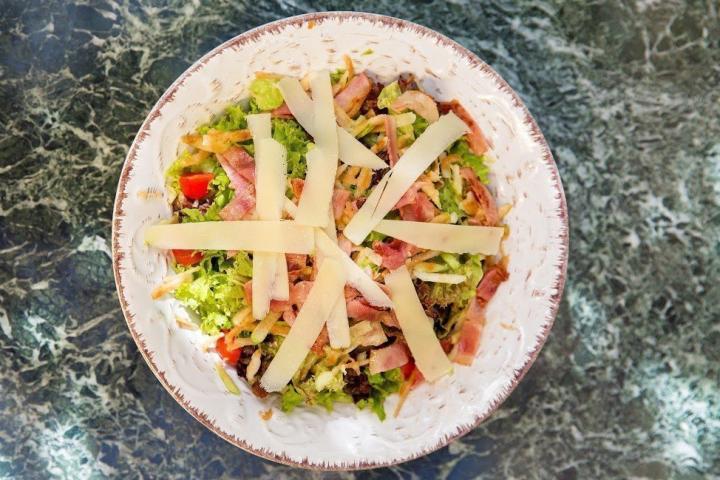 "Butterfly": Ψάχνοντας μία πεταλούδα στο Χαλάνδρι "Butterfly": Ψάχνοντας μία πεταλούδα στο Χαλάνδρι