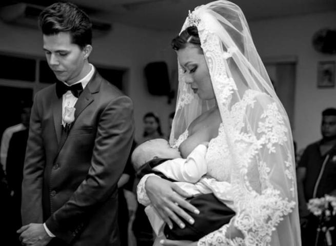 Θηλασμός: Οι 10 πιο δυνατές φωτογραφίες για το 2017