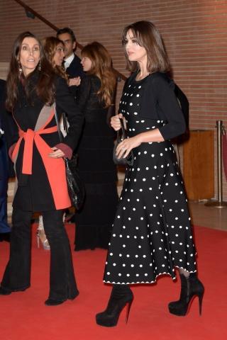 Η Monica Bellucci με καρέ και αφέλειες πλέον Η Monica Bellucci με καρέ και αφέλειες πλέον