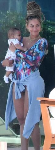 Beyoncé: Οι πρώτες φωτογραφίες από τα δίδυμα