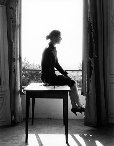 Όταν η Kate Barry  αποκάλυψε την οικεία πλευρά διάσημων γυναικών