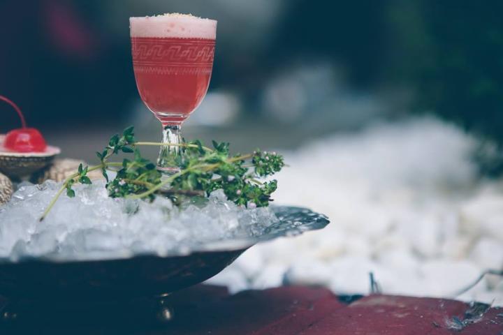 Η Αθήνα φοράει τη "Μάσκα" της Η Αθήνα φοράει τη "Μάσκα" της